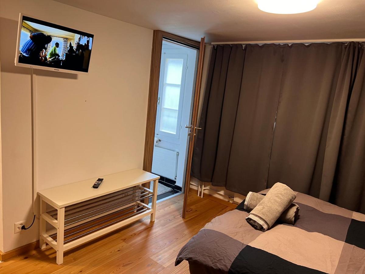 Roessli Self Check In 24-7 Free Parking Aparthotel Unterägeri Exteriör bild